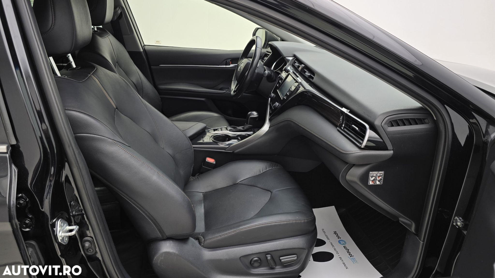 Toyota Camry - 19