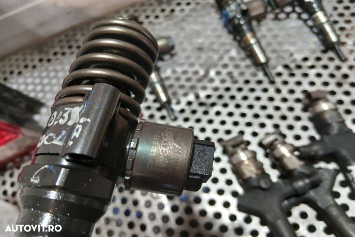 Set injectoare 036130073G 036130073G Volkswagen VW Passat B6 [2005 - - 3