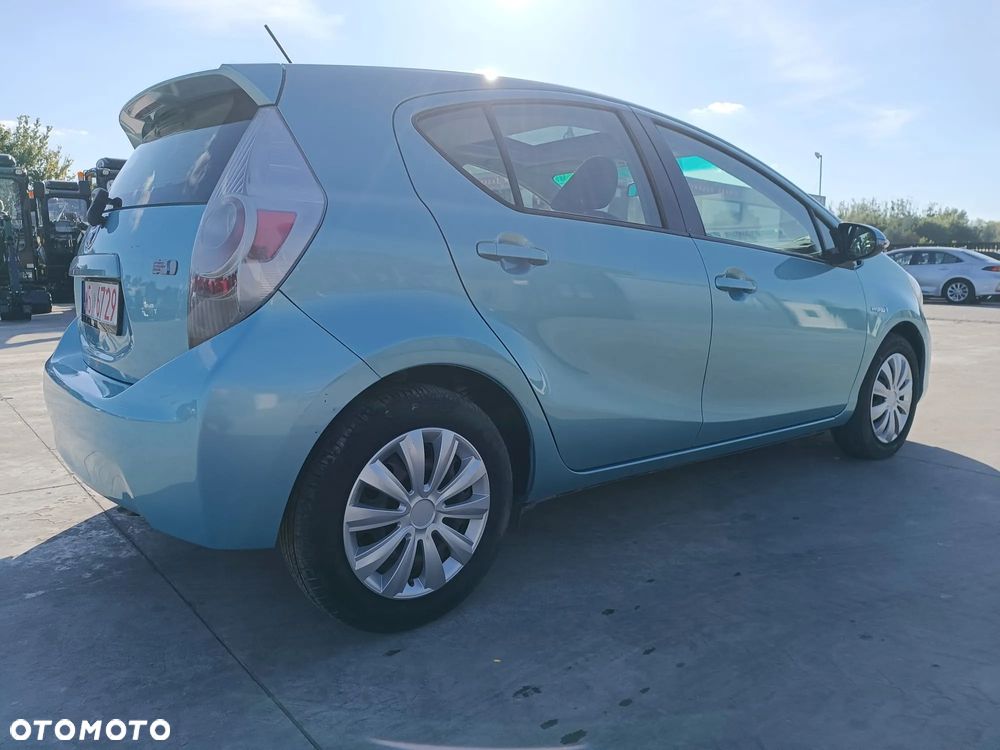 Toyota Prius - 6