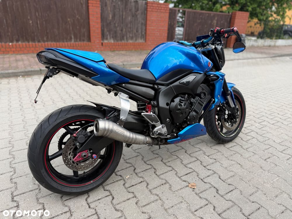 Yamaha FZ - 13