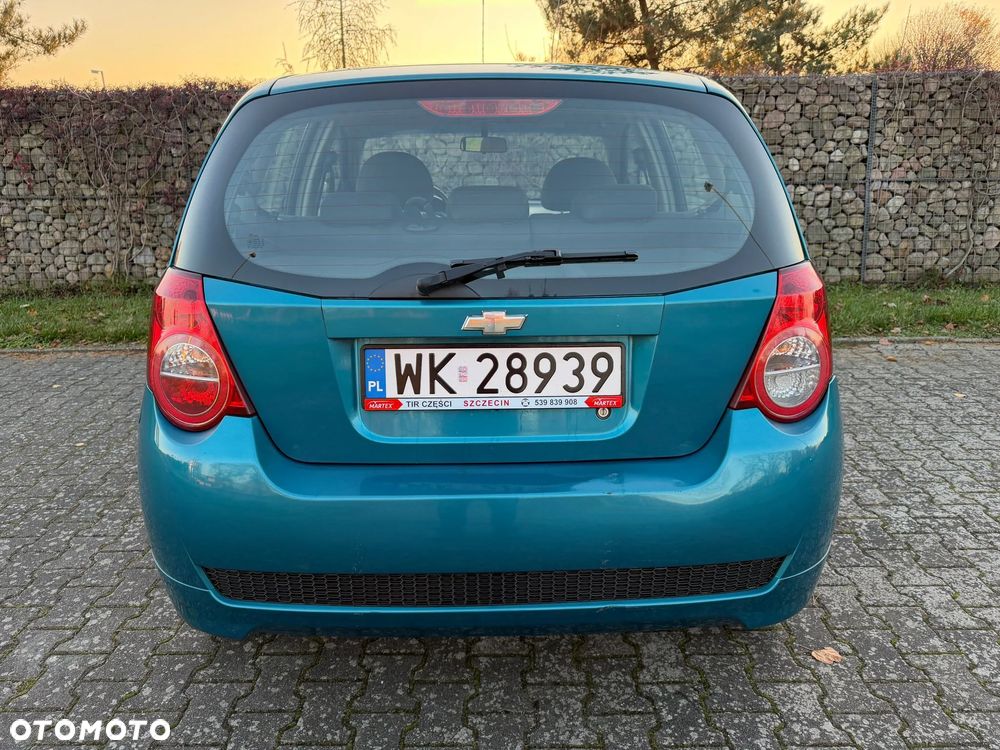 Chevrolet Aveo 1.2 16V Base - 13