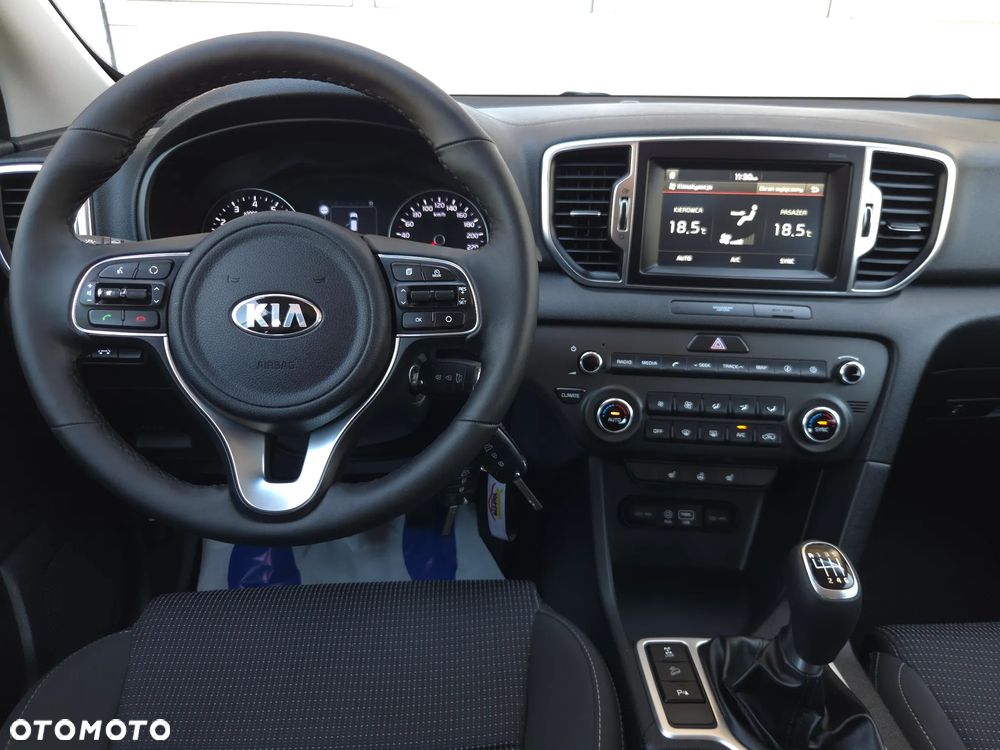 Kia Sportage 1.6 T-GDI Business Line 4WD - 22