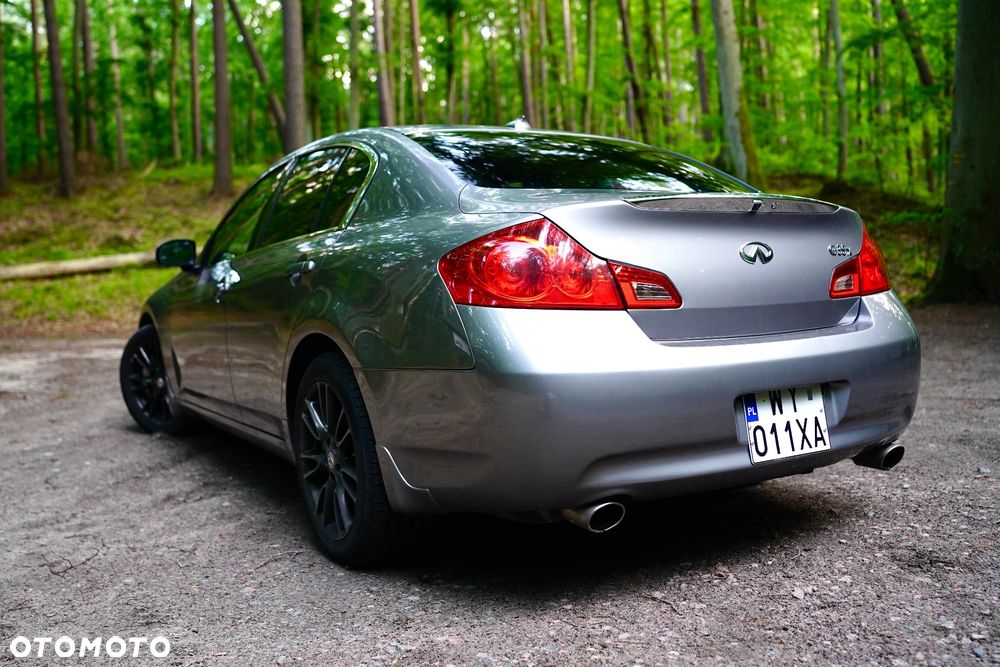 Infiniti G G35 3.5 - 16