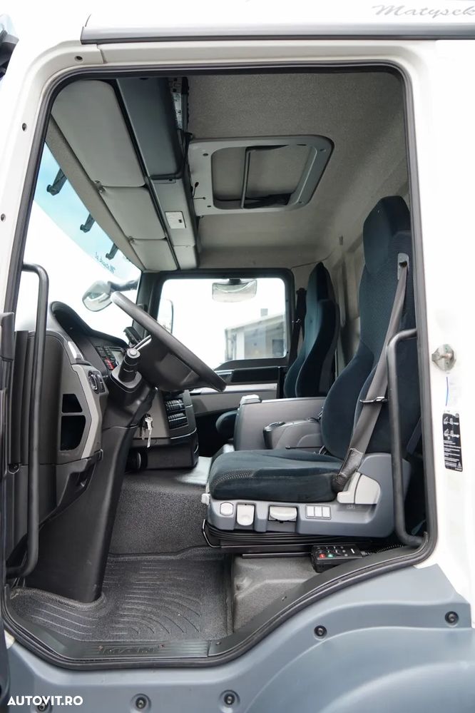 MAN TGM 12.290 / 4x2 / CAROSERIE REFRIGERATĂ 7.8 M / UNITATE THERMO KING T-1200 R / platformă ridicătoare spate / MULTIMEMBRU / DHOLLANDIA - 26