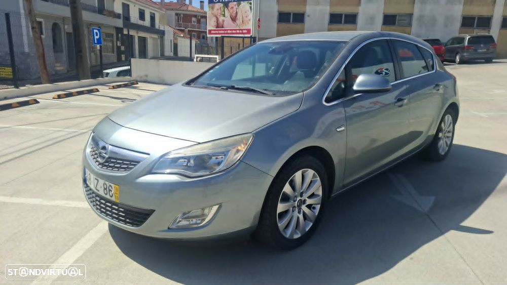 Opel Astra 1.7 CDTI Cosmo - 2