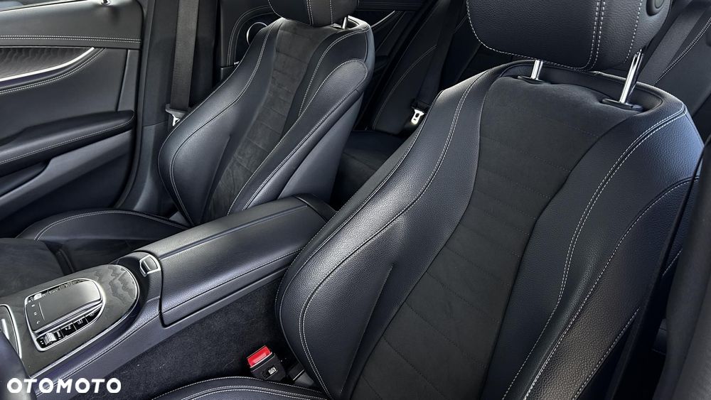 Mercedes-Benz Klasa E - 12