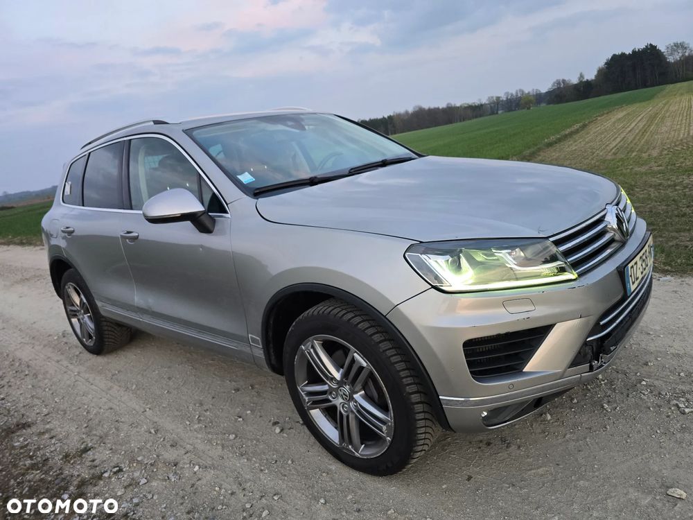 Volkswagen Touareg 3.0 V6 TDI SCR Blue Motion DPF Automatik Exclusive - 5