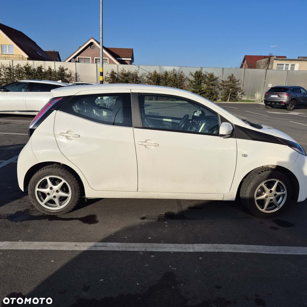 Toyota Aygo 1.0 VVT-i Sprint EU6 - 1