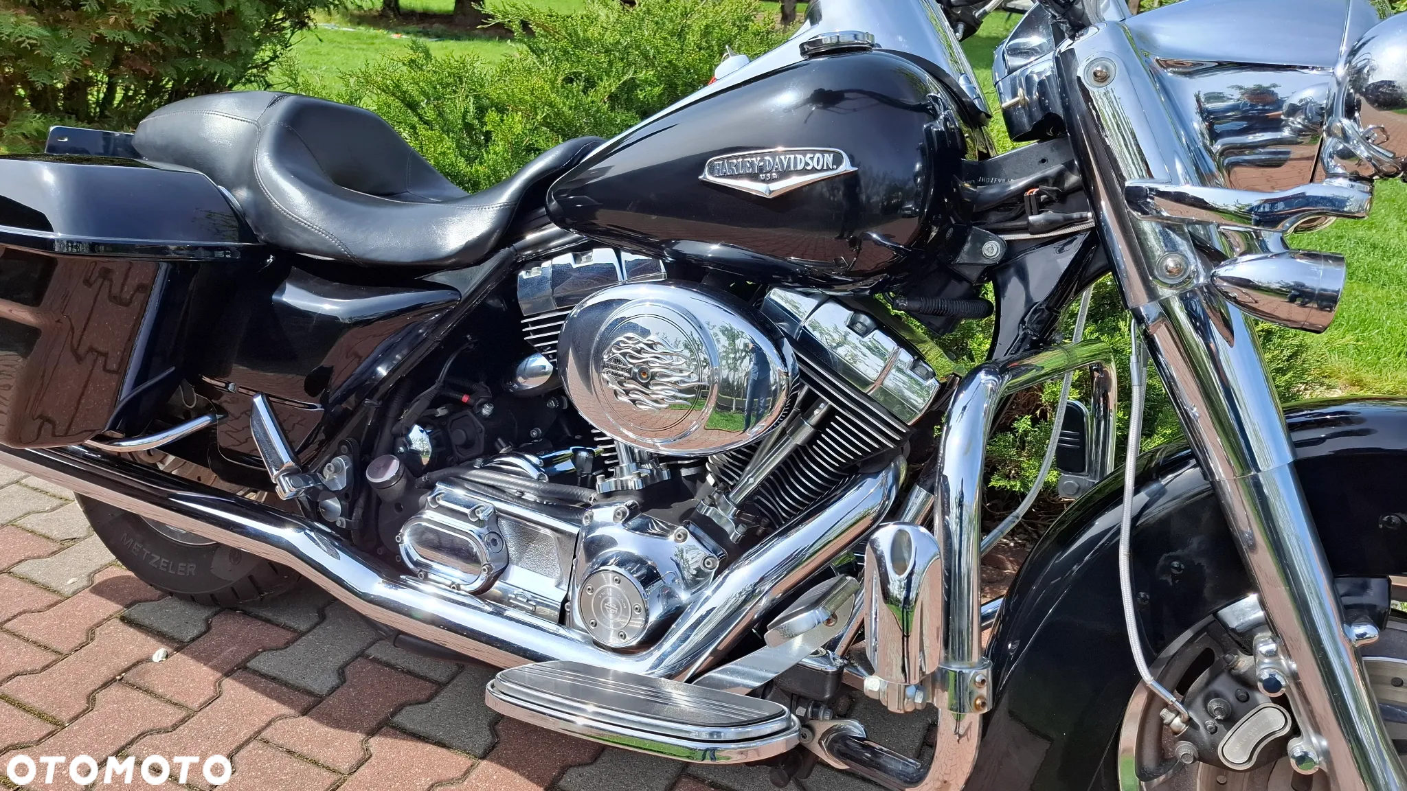 Harley-Davidson Touring Road King - 13