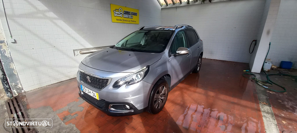 Peugeot 2008 1.2 PureTech Style