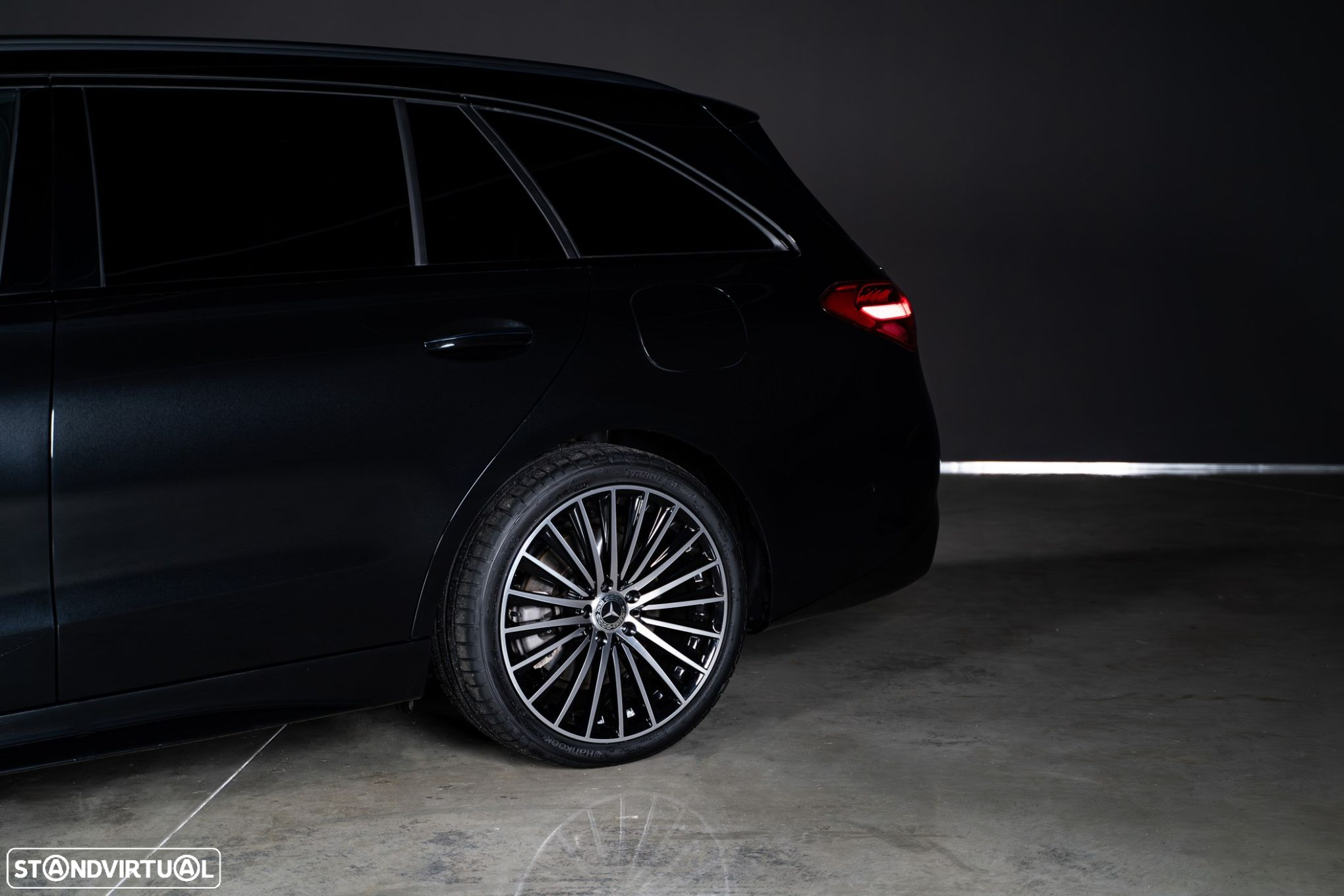 Mercedes-Benz C 300 e AMG Line - 8