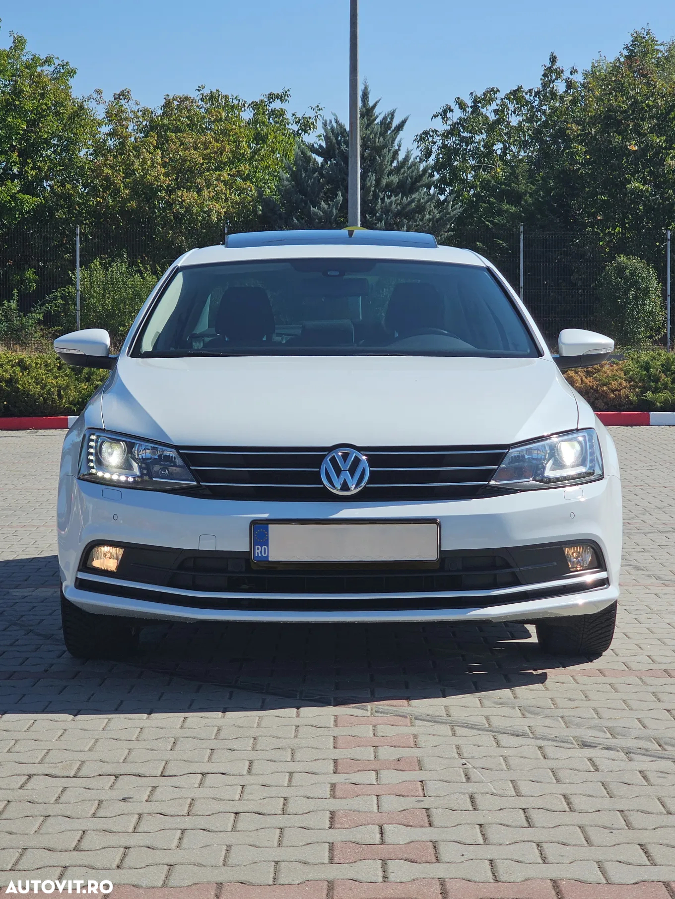 Volkswagen Jetta 1.4 Hybrid DSG Highline - 2