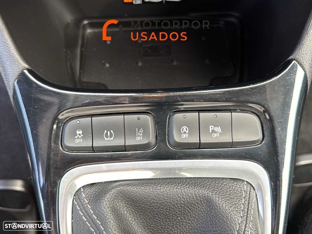 Opel Crossland 1.2 T Design & Tech - 13