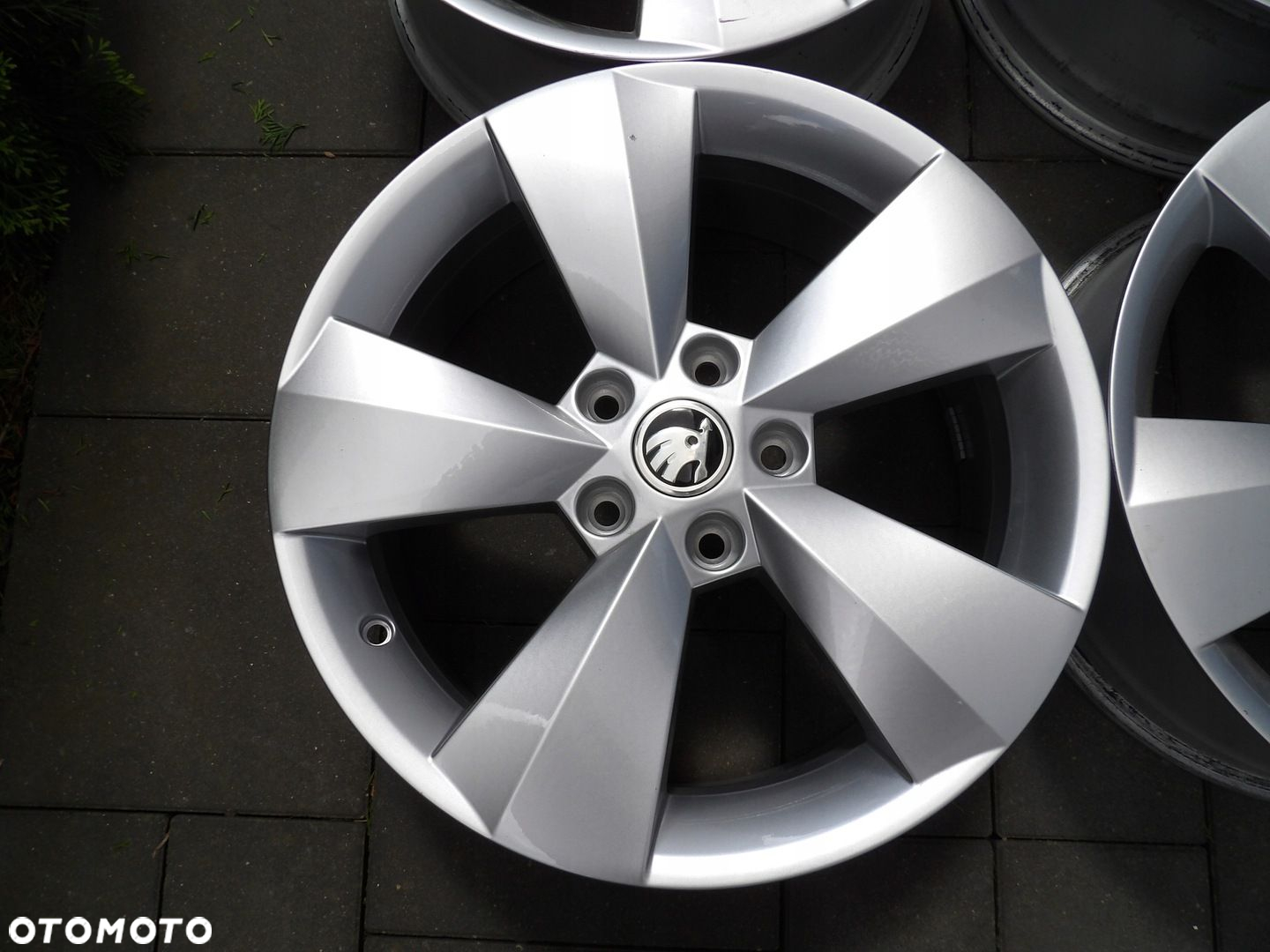 ALUFELGI ORYGINAŁ 17 SKODA 5X112 - 3