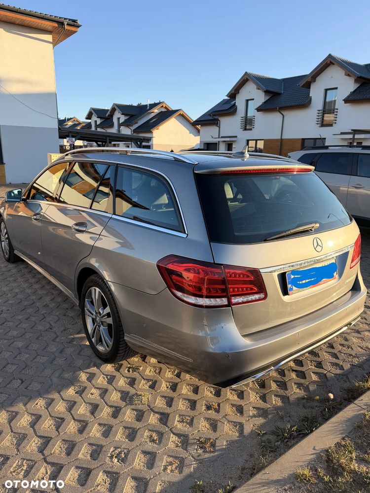 Mercedes-Benz Klasa E 220 BlueTEC 4Matic 7G-TRONIC Avantgarde - 13