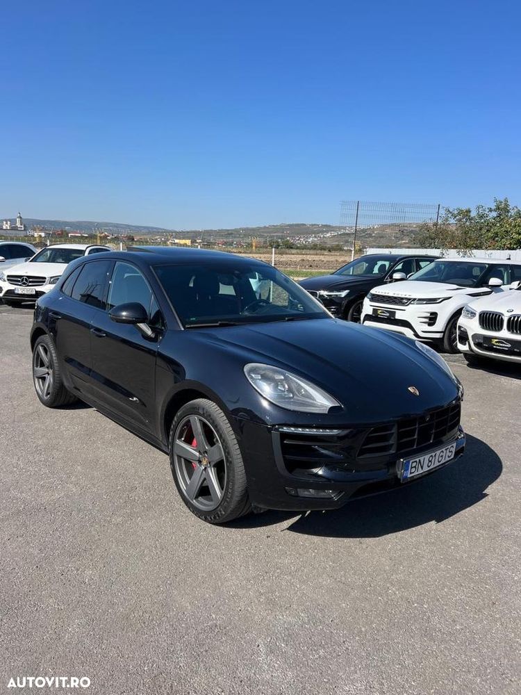 Porsche Macan - 2