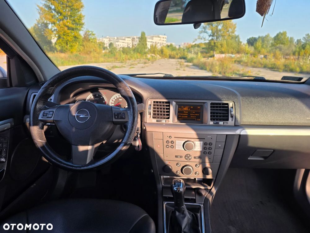 Opel Vectra 1.9 CDTI Cosmo - 17