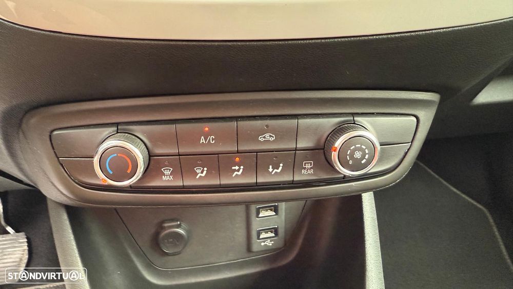 Opel Crossland X 1.2 T 2020 - 15