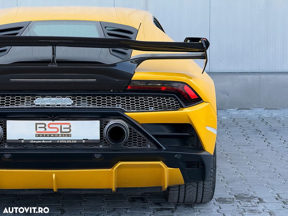 Lamborghini Huracan - 17