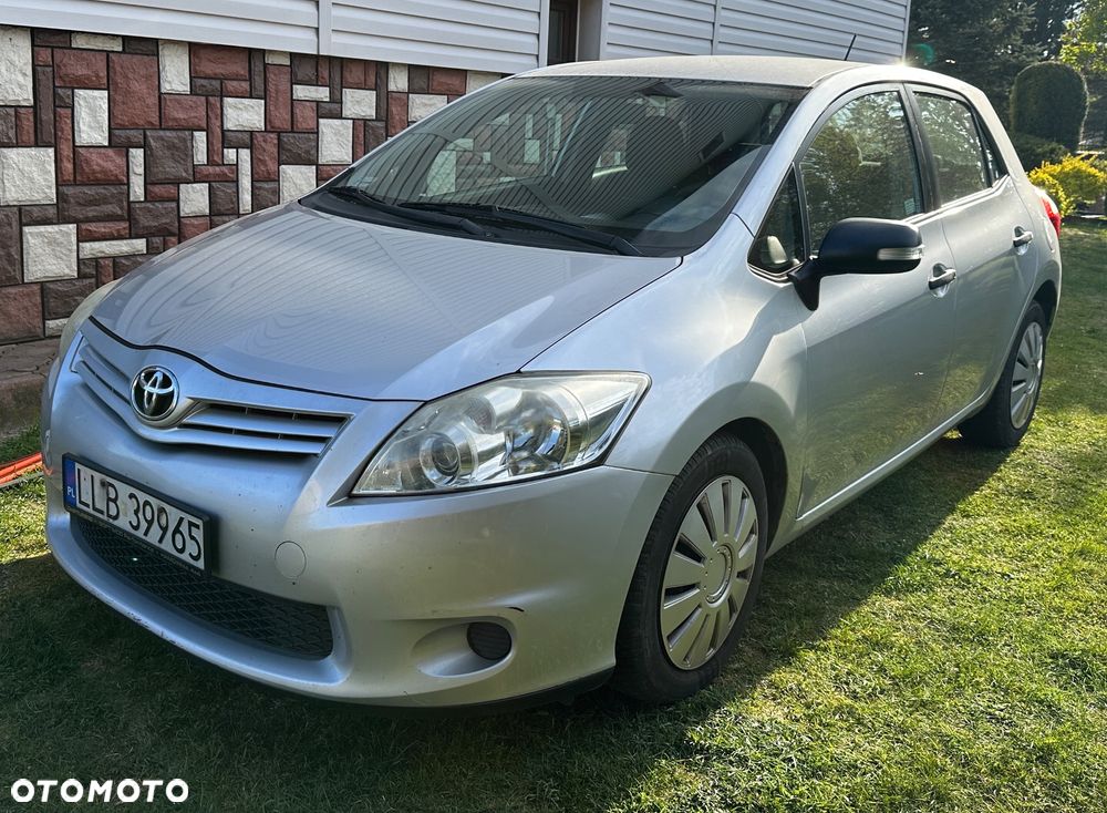 Toyota Auris 1.6 2010 - 2