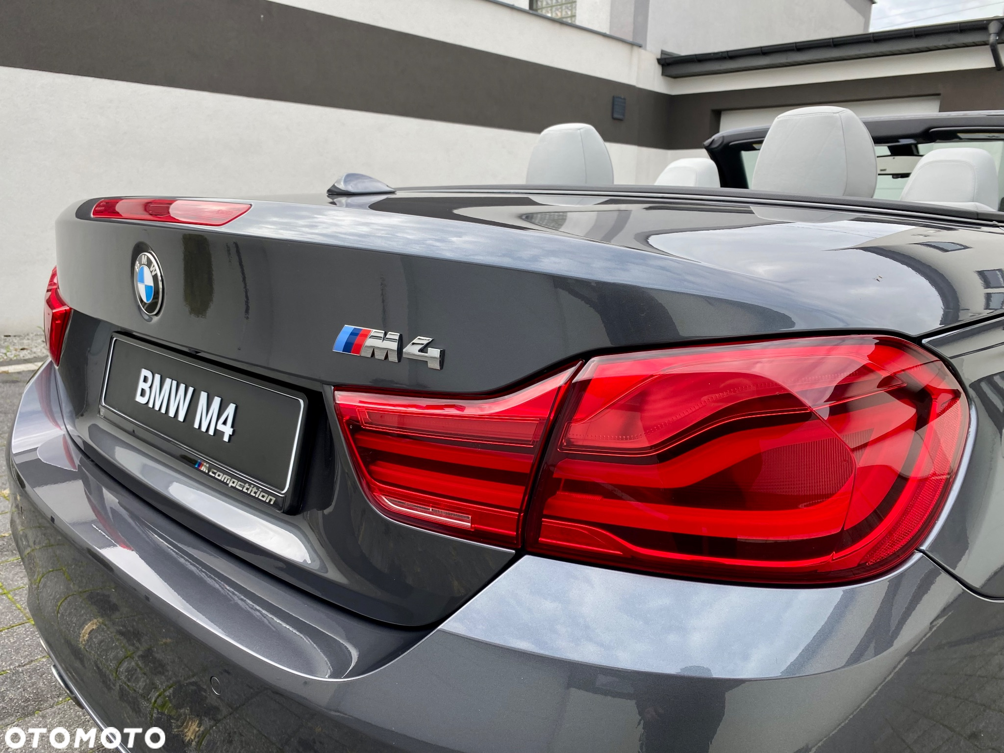 BMW M4 Cabrio DKG - 24