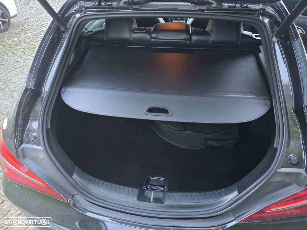 Mercedes-Benz CLA 200 d Shooting Brake Urban Aut. - 13