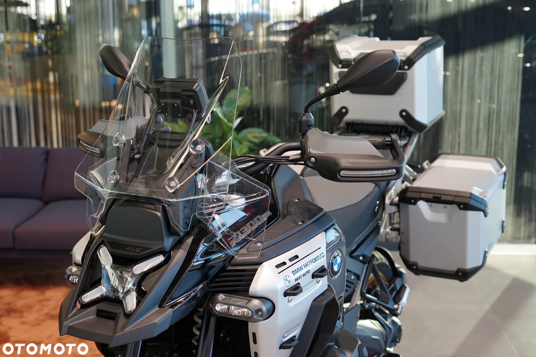 BMW Adventure - 16