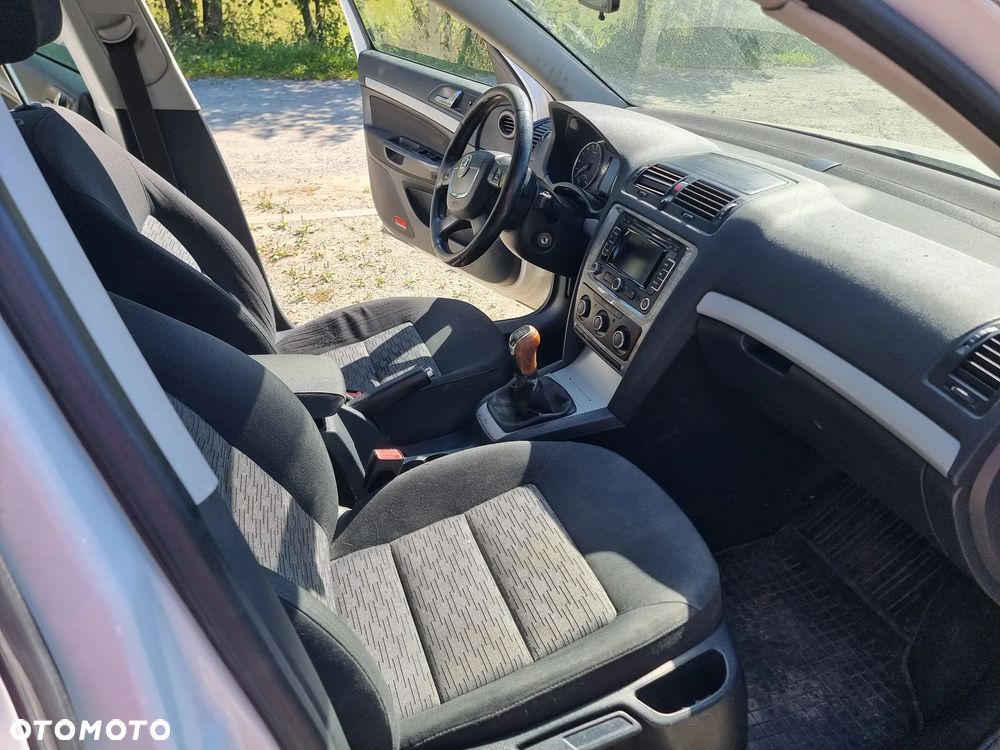 Skoda Octavia 2.0 TDI Ambiente - 8