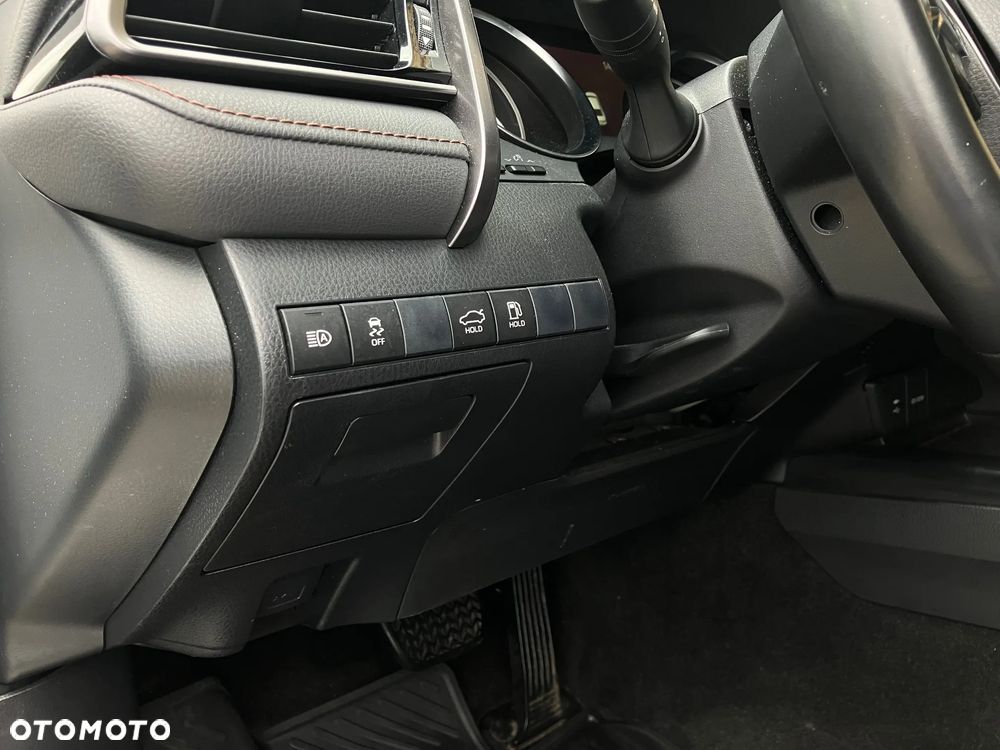 Toyota Camry 2.5 Hybrid Prestige CVT - 33