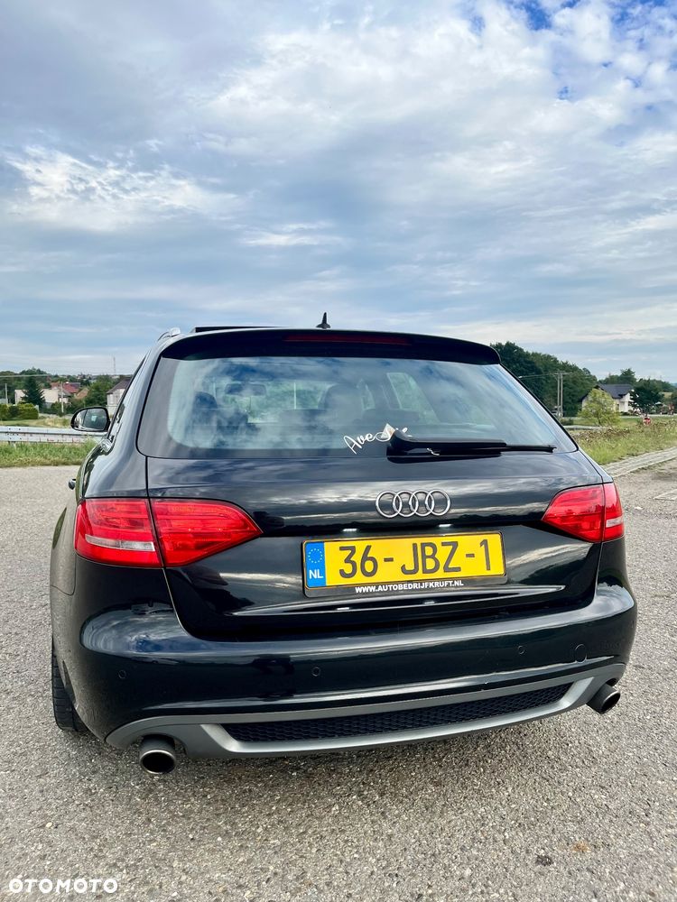 Audi A4 Avant - 4