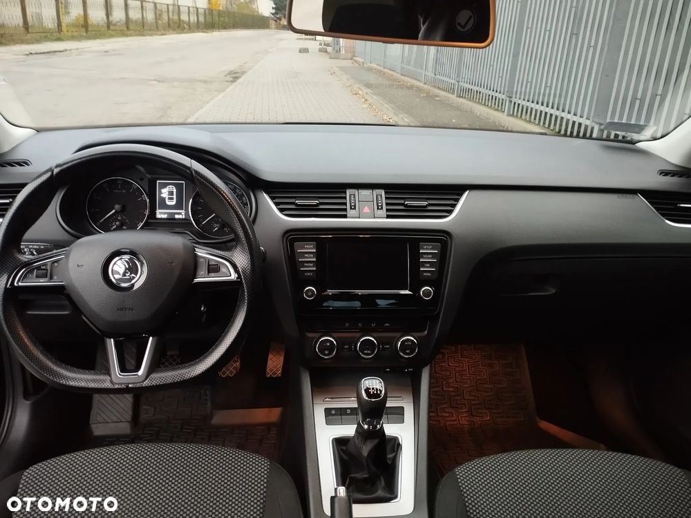 Skoda Octavia - 7