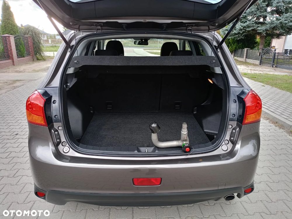 Mitsubishi ASX - 13