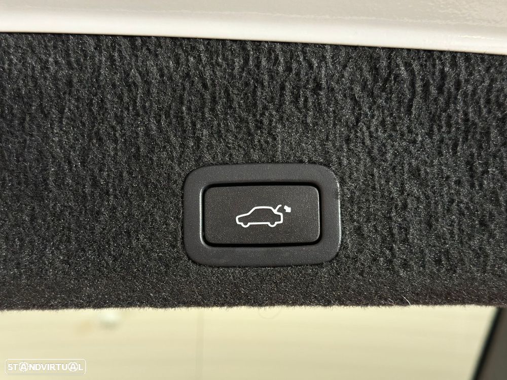 Volvo XC 60 2.4 D3 Momentum Start/Stop - 29