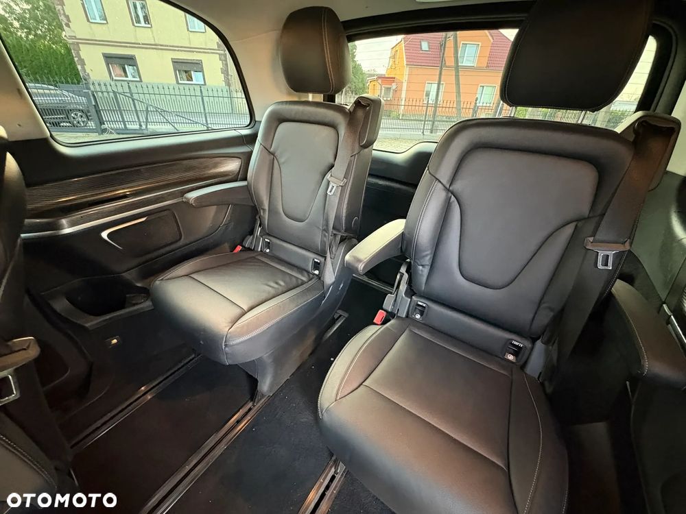 Mercedes-Benz Klasa V 300 d kompakt 9G-TRONIC Avantgarde - 16