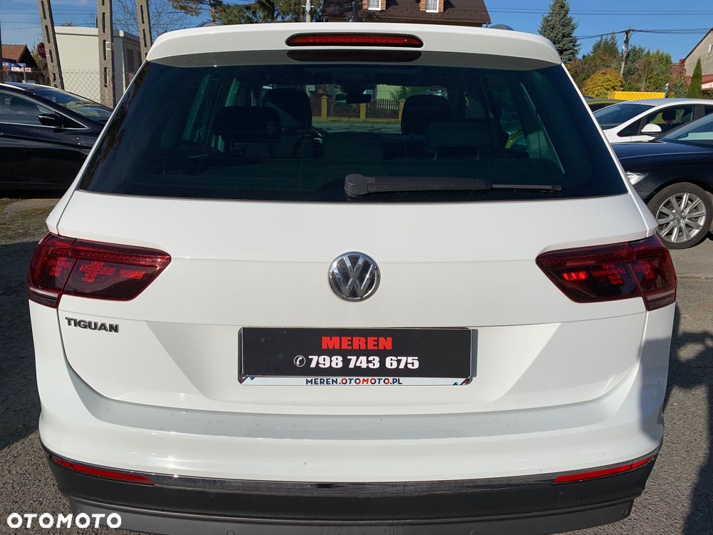 Volkswagen Tiguan - 12