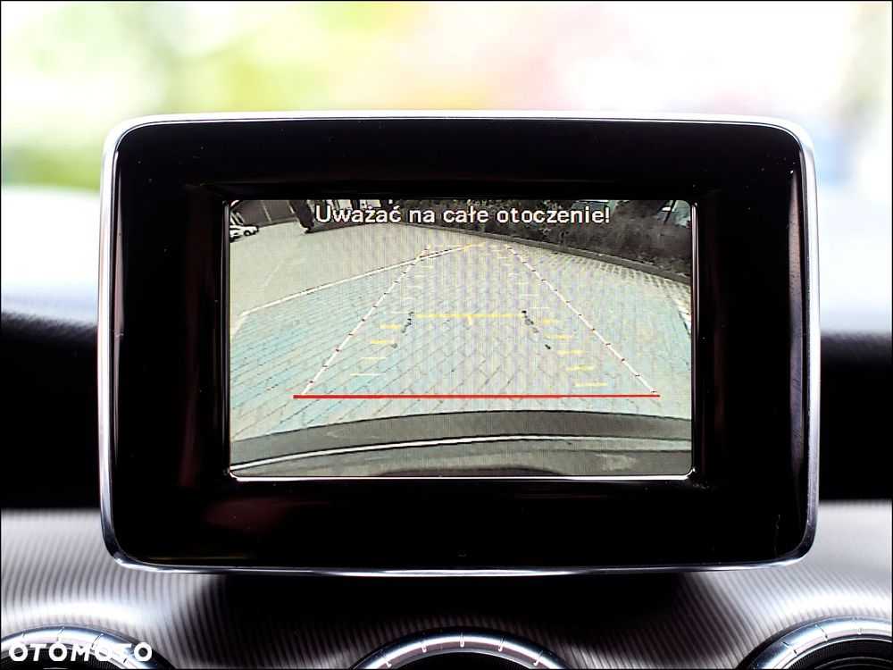 Mercedes-Benz CLA - 23