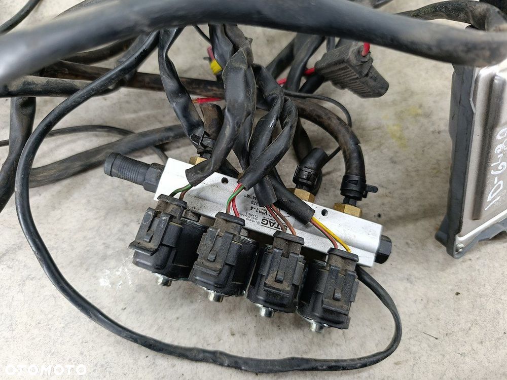 INSTALACJA LPG MITSUBISHI OUTLANDER I 67R-014066 67R-030973 10R-036333 STAG - 11