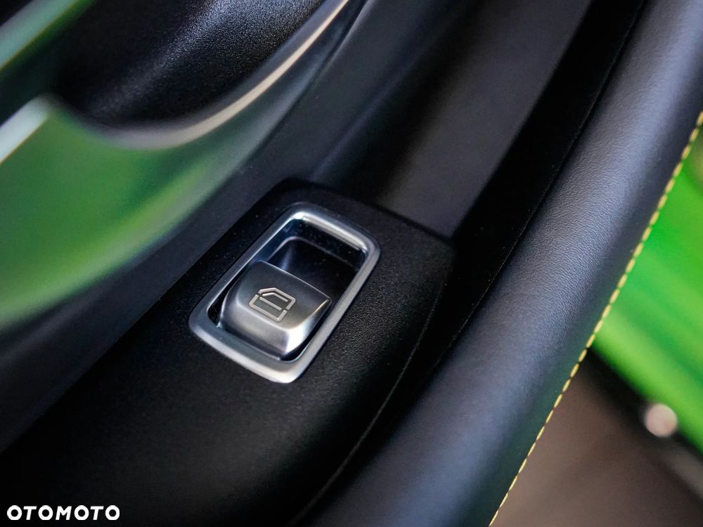 Mercedes-Benz AMG GT 63 S E 4-Matic+ Special Edition Green - 30