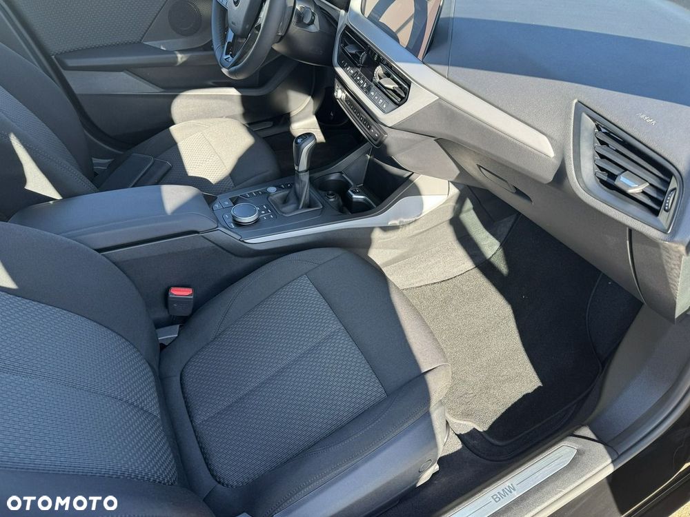 BMW Seria 1 118i Luxury Line - 11