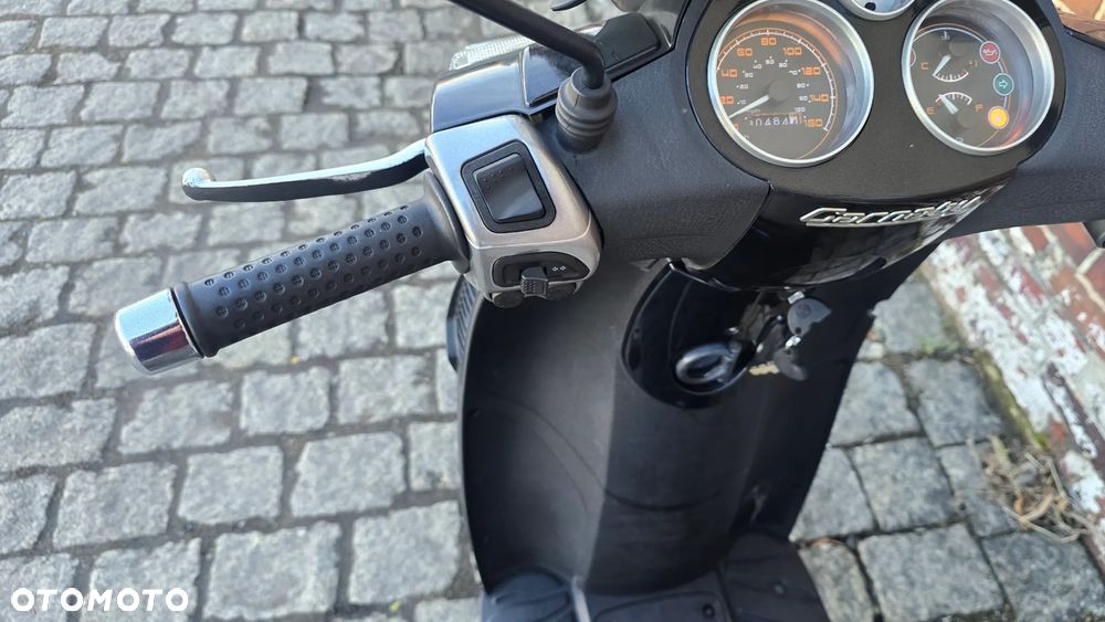 Piaggio Carnaby - 20