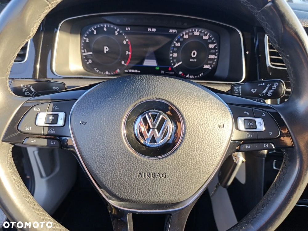 Volkswagen Golf 1.4 TSI BMT Highline DSG - 9