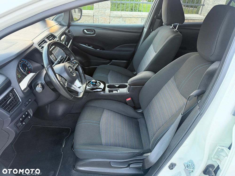 Nissan Leaf 40kWh Tekna - 11