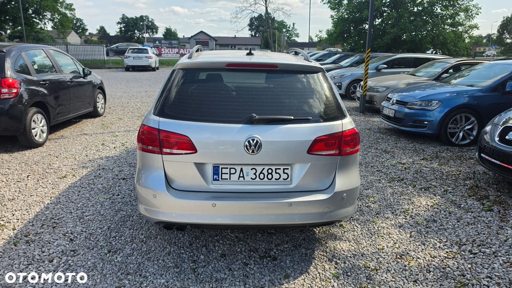 Volkswagen Passat 2.0 Blue TDI SCR Comfortline - 6
