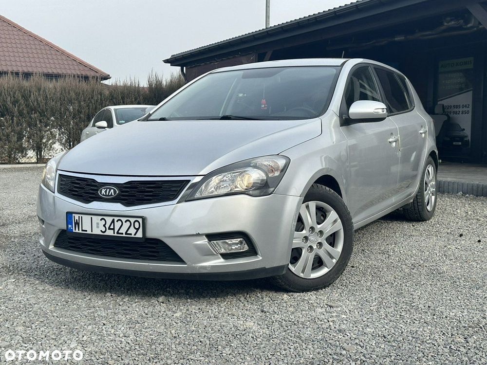 Kia Ceed - 5