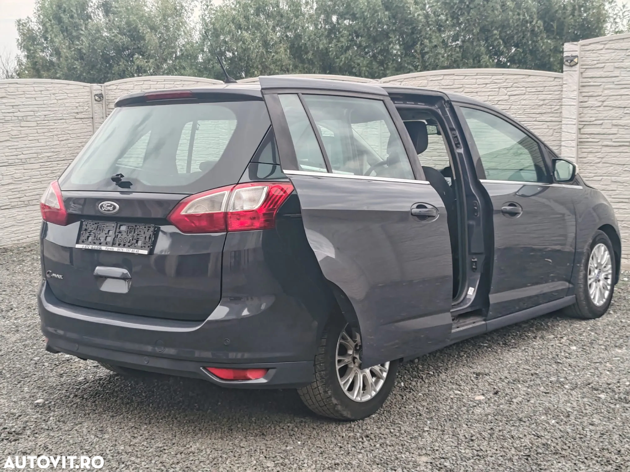 Ford Grand C-Max - 4