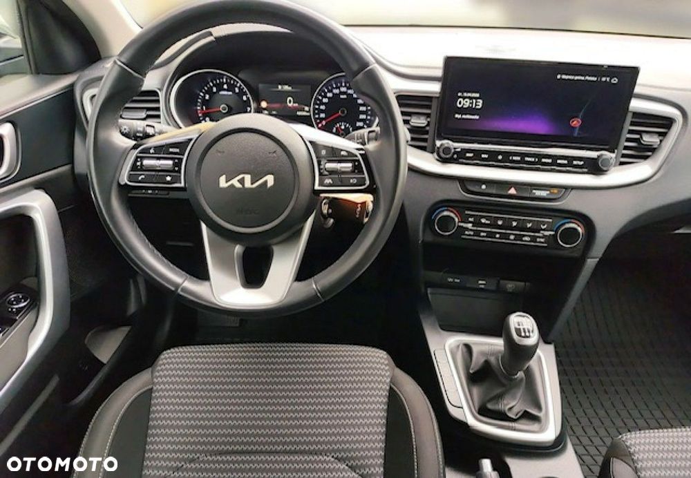 Kia Ceed - 3