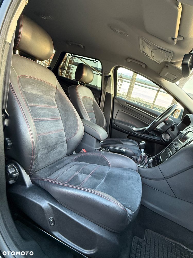 Ford Mondeo 2.0 TDCi Titanium S - 25