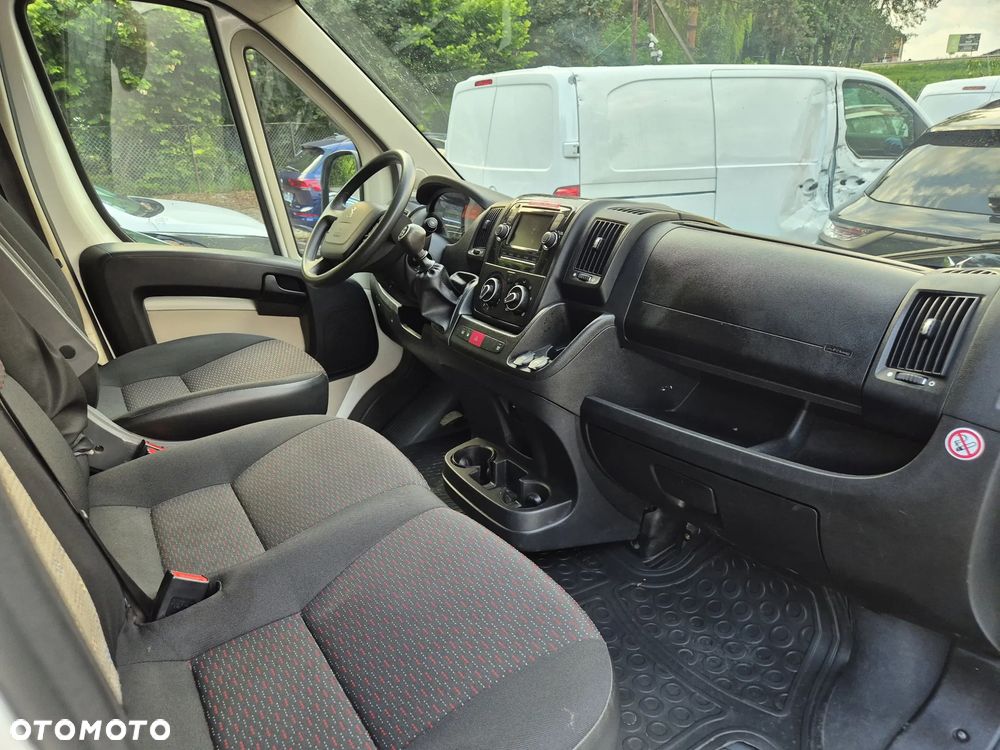 Peugeot BOXER - 23