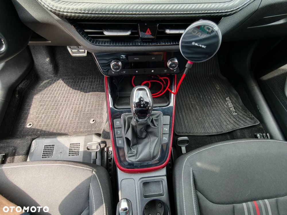 Skoda Fabia 1.5 TSI Monte Carlo DSG - 7