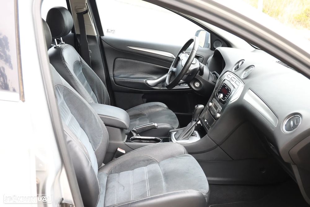 Ford Mondeo SW - 13